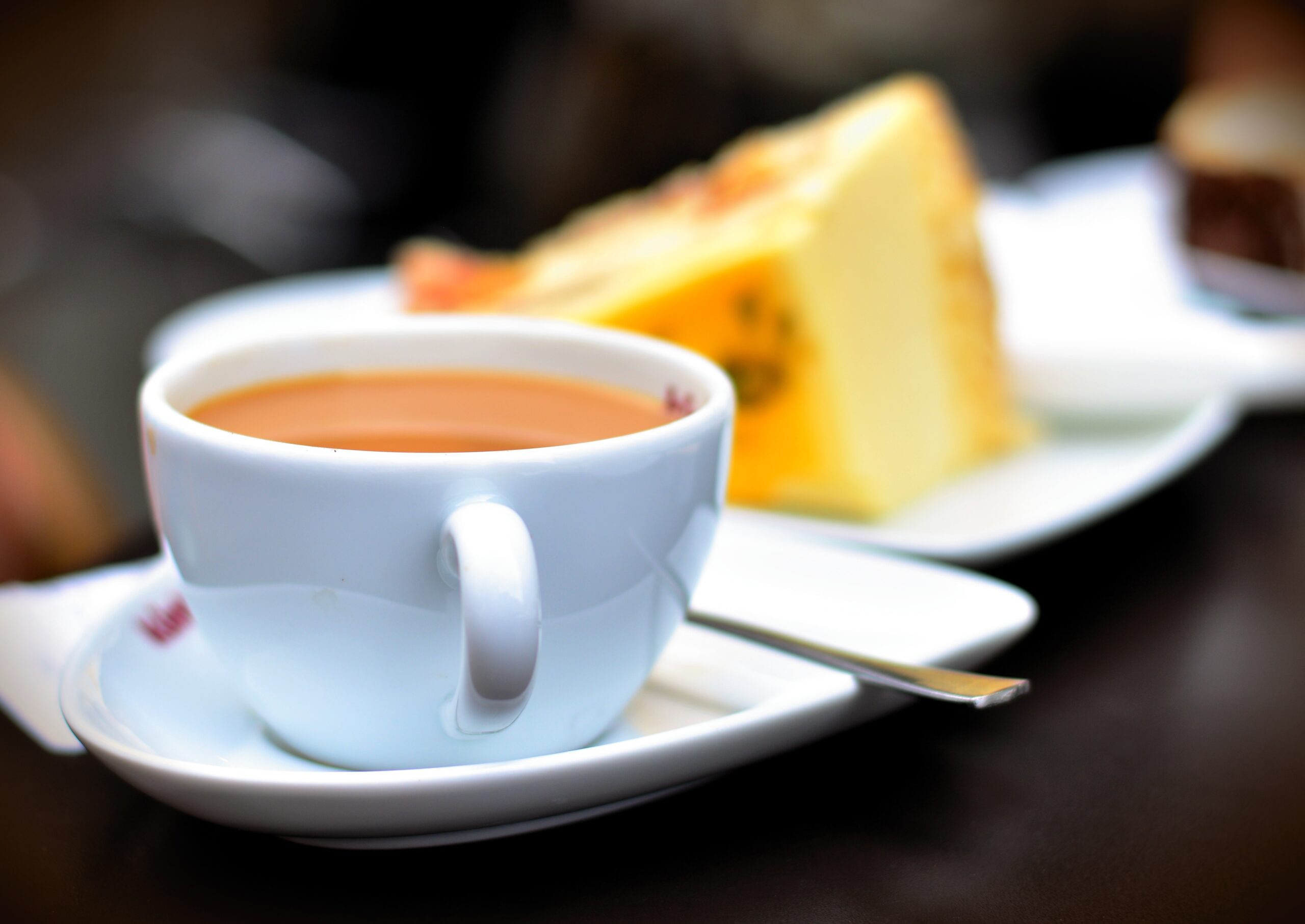 Bild zum Termin Kaffee & Kuchen für Seniorinnen & Senioren mit Michael Ebling